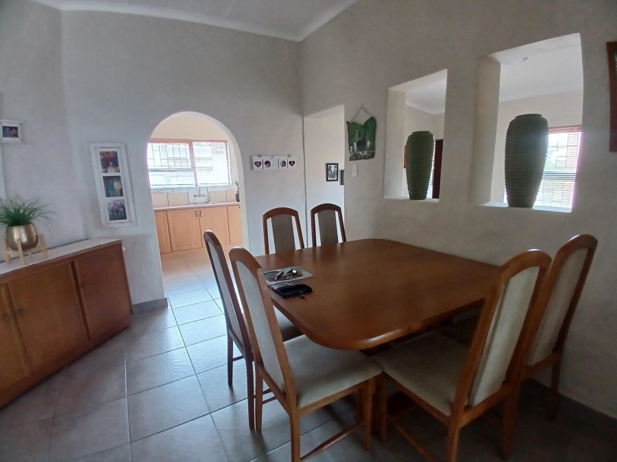 3 Bedroom Property for Sale in Dana Bay Western Cape